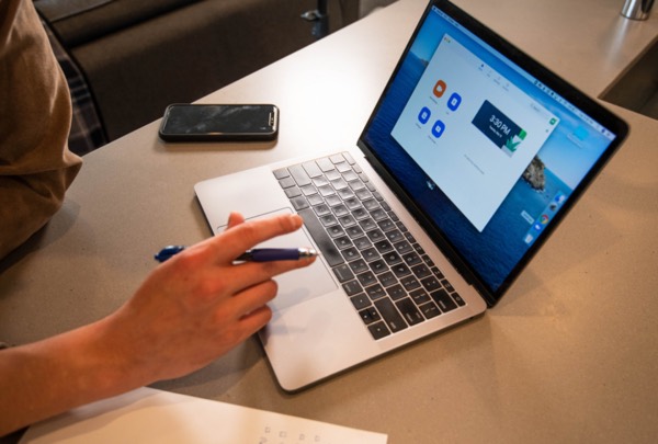 How to use AI in your small business: practical ways to save time and grow