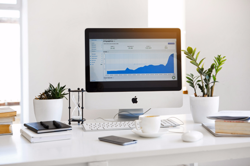 Google Ads vs Meta Ads: which is better for your business?
